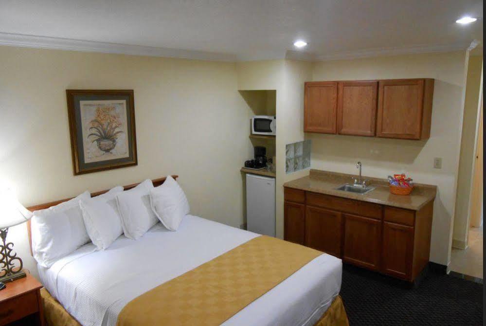 Best Host Inn Plaza Kansas City Kültér fotó